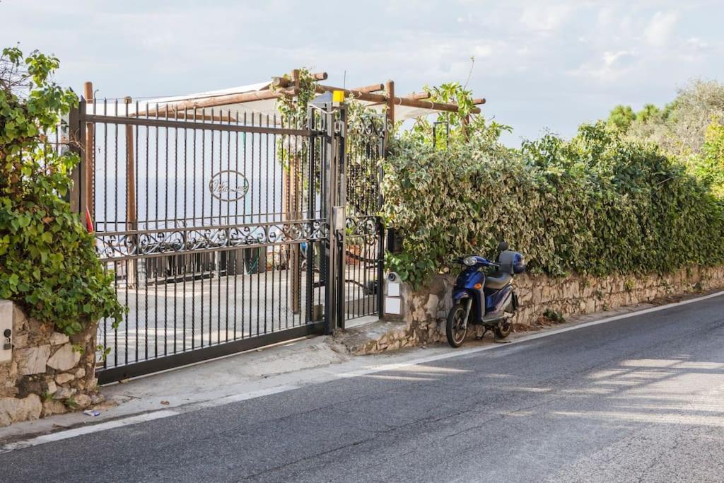 Villa Lena 康加德马里尼 外观 照片
