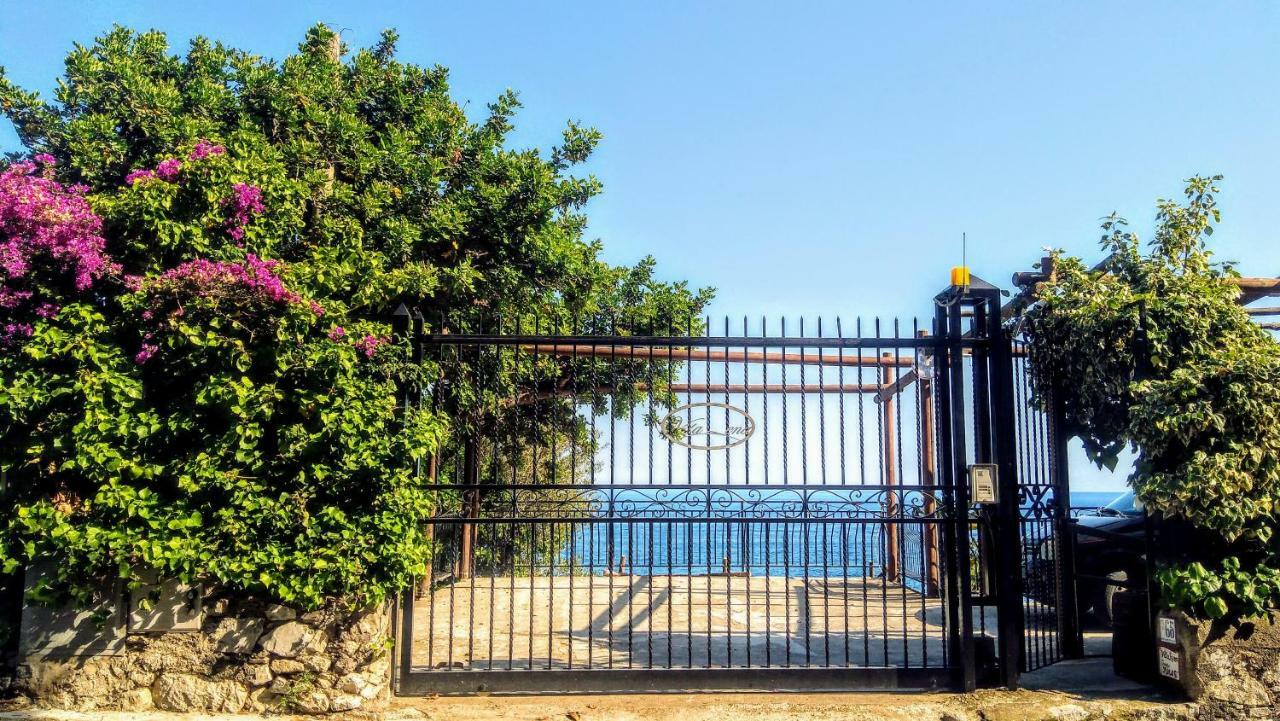 Villa Lena 康加德马里尼 外观 照片